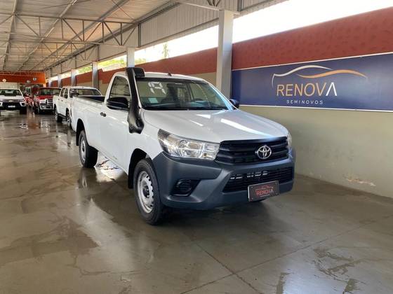 TOYOTA HILUX 2.8 4X4 CS 16V TURBO DIESEL 2P MANUAL TOYOTA HILUX 2.8 4X4 CS 16V TURBO DIESEL 2P MANUAL